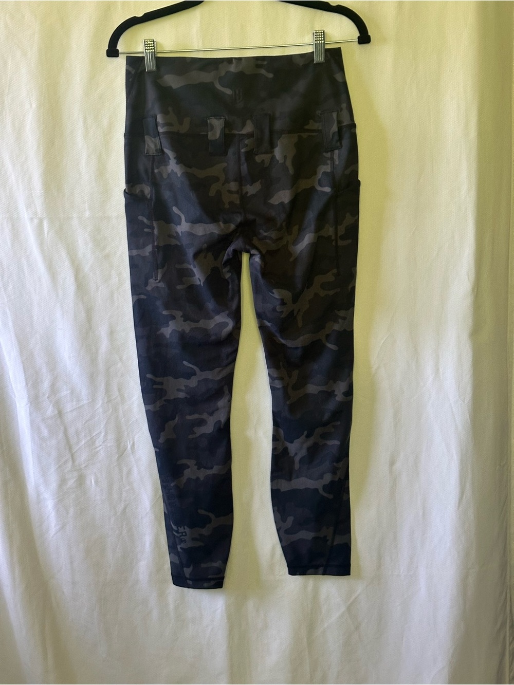 Howitzer Patriot MFG Black Camo Leggings Women’s Large Tactical Gym NWT - Picture 2 of 8